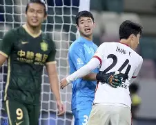 三湘黑豹队对阵西城鲸鲨队，高尔夫联赛爆冷，门将神扑救主——全面提速抢占先机-平博APP